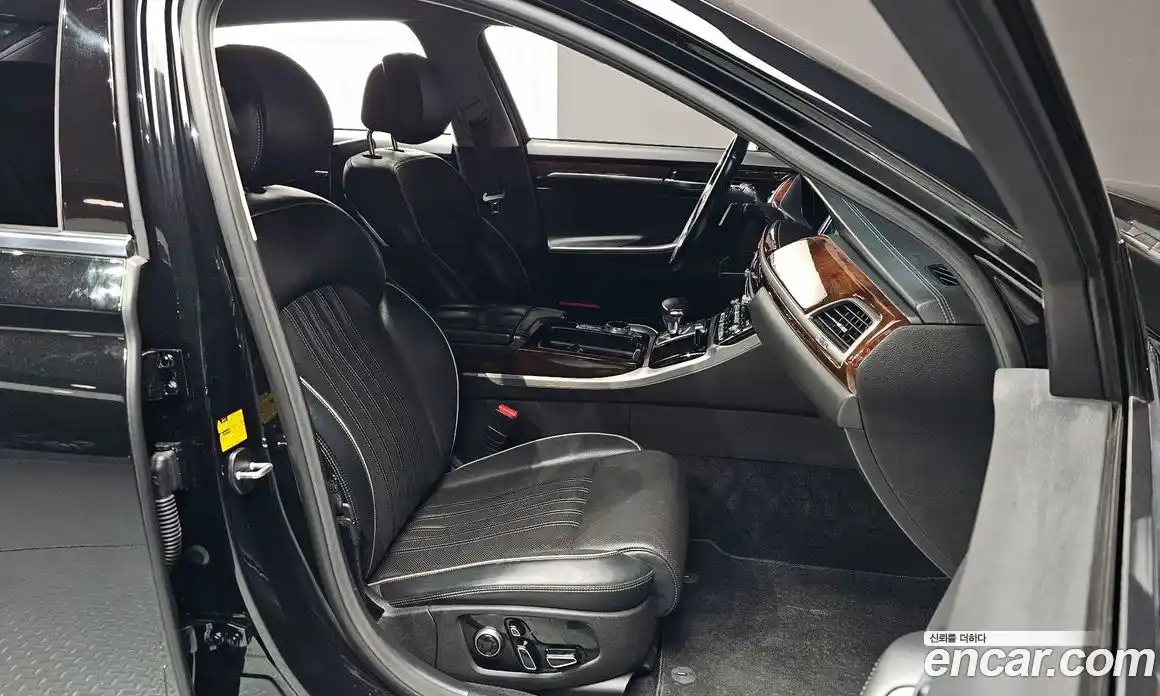 Genesis EQ900 2016 3.8 Автомат в Москве № 57410, фото 18