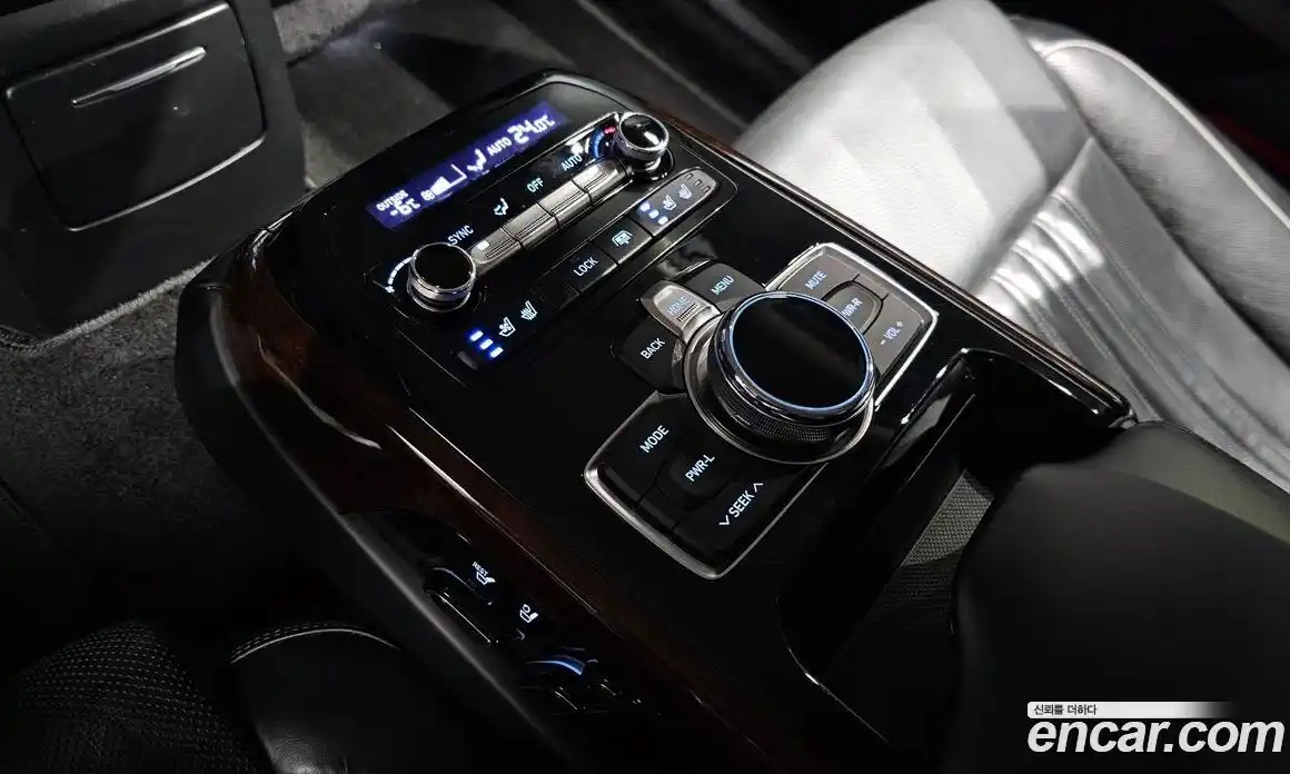 Genesis EQ900 2016 3.8 Автомат в Москве № 57410, фото 5