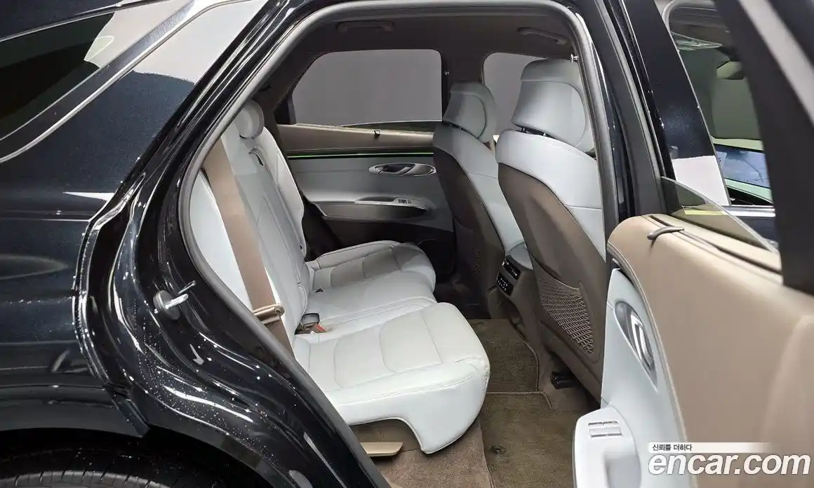 Genesis GV70 2025 2.5 Автомат в Москве № 59113, фото 13