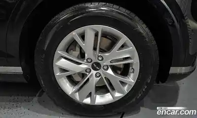 Genesis GV70 2025 2.5 Автомат в Москве № 59113, миниатюра 2