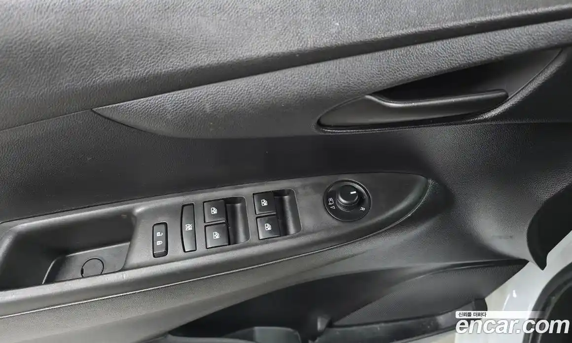 Chevrolet Spark 2016 1.0 Механическая в Москве № 64724, фото 8