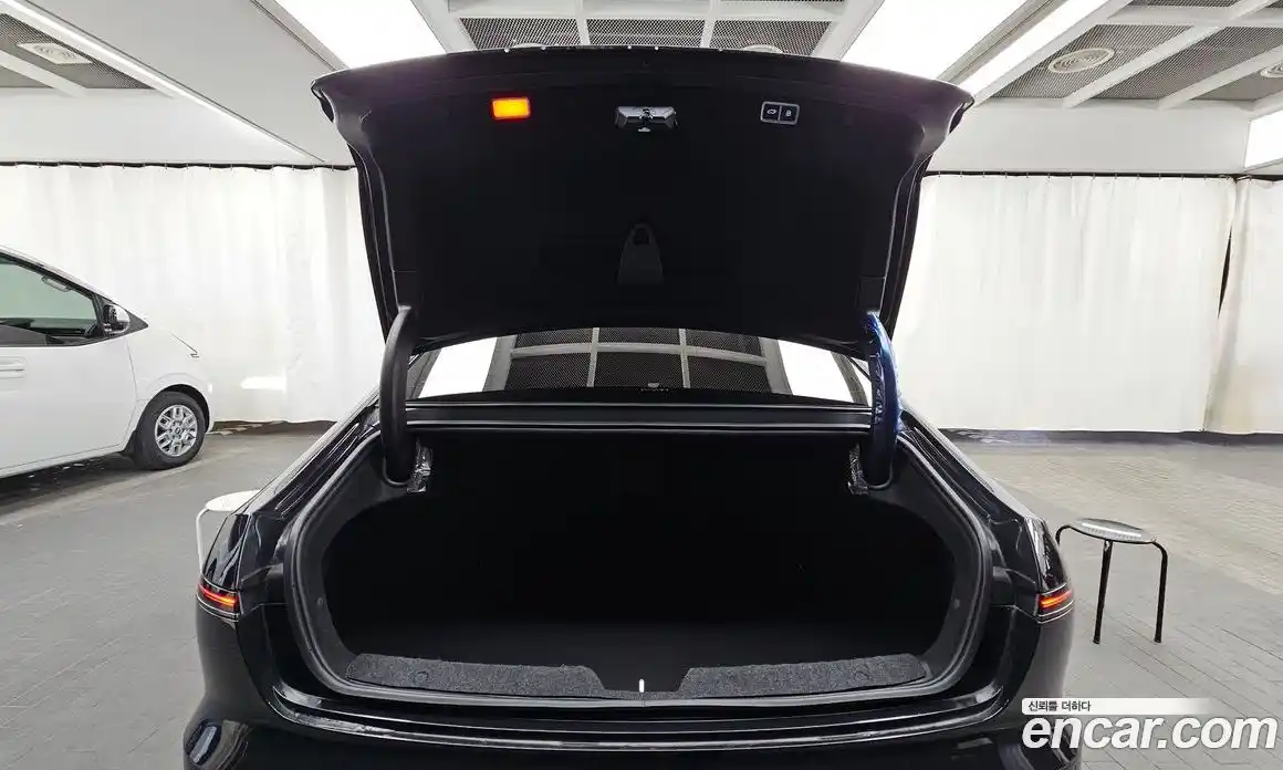 Hyundai Grandeur 2025 2.5 Автомат в Москве № 6518, фото 15