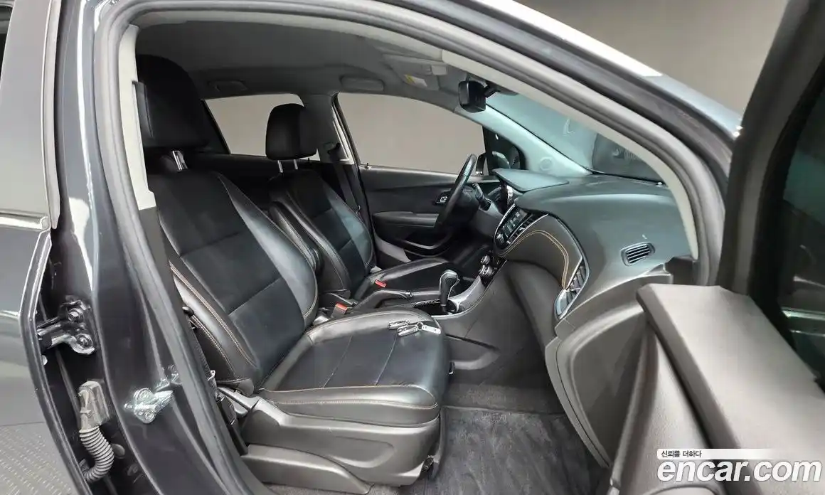 Chevrolet Trax 2018 1.4 Автомат в Москве № 65376, фото 11