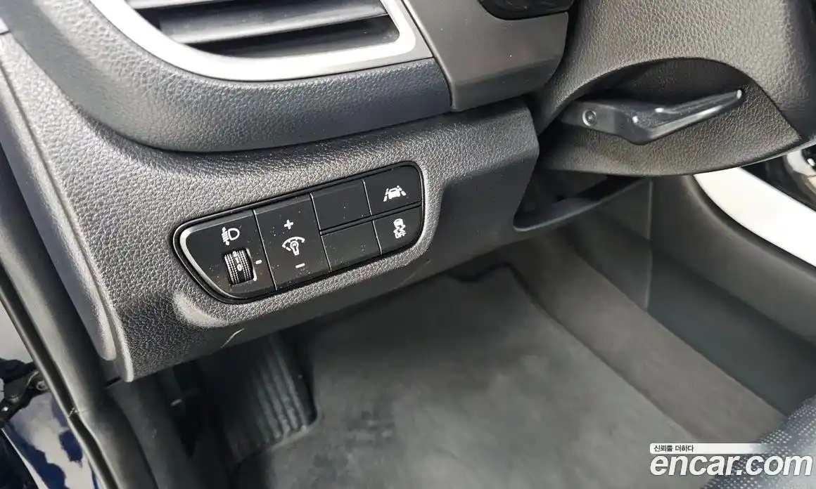 Kia Seltos 2022 1.6 Автомат в Москве № 75162, фото 11