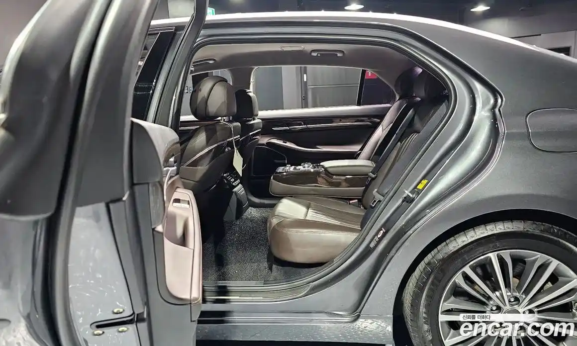 Genesis EQ900 2016 3.3 Автомат в Москве № 79913, фото 15