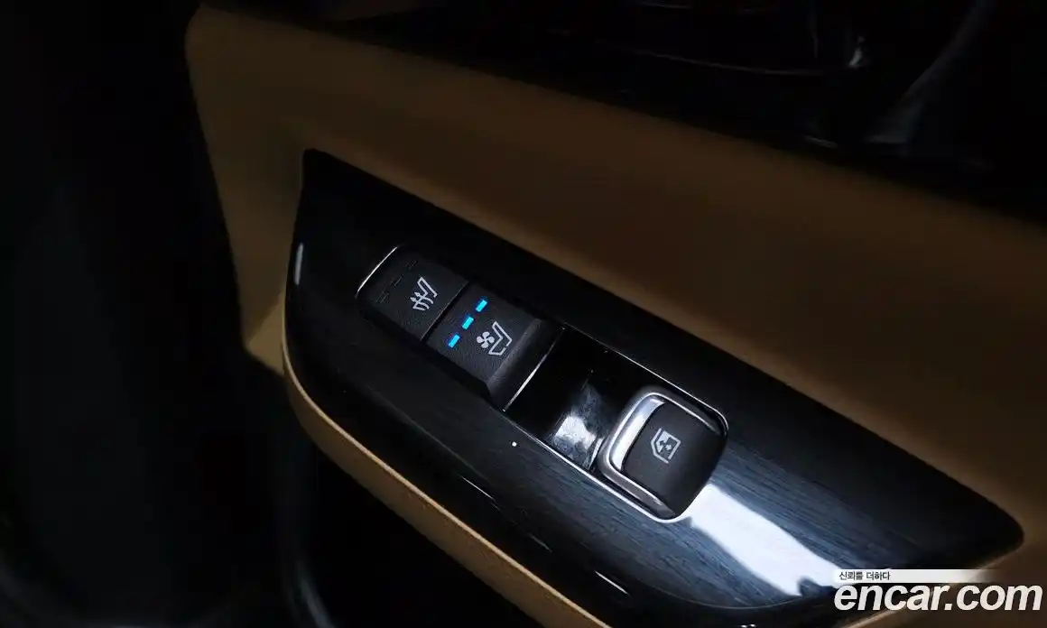 Kia Canival 2021 3.5 Автомат в Москве № 96629, фото 12