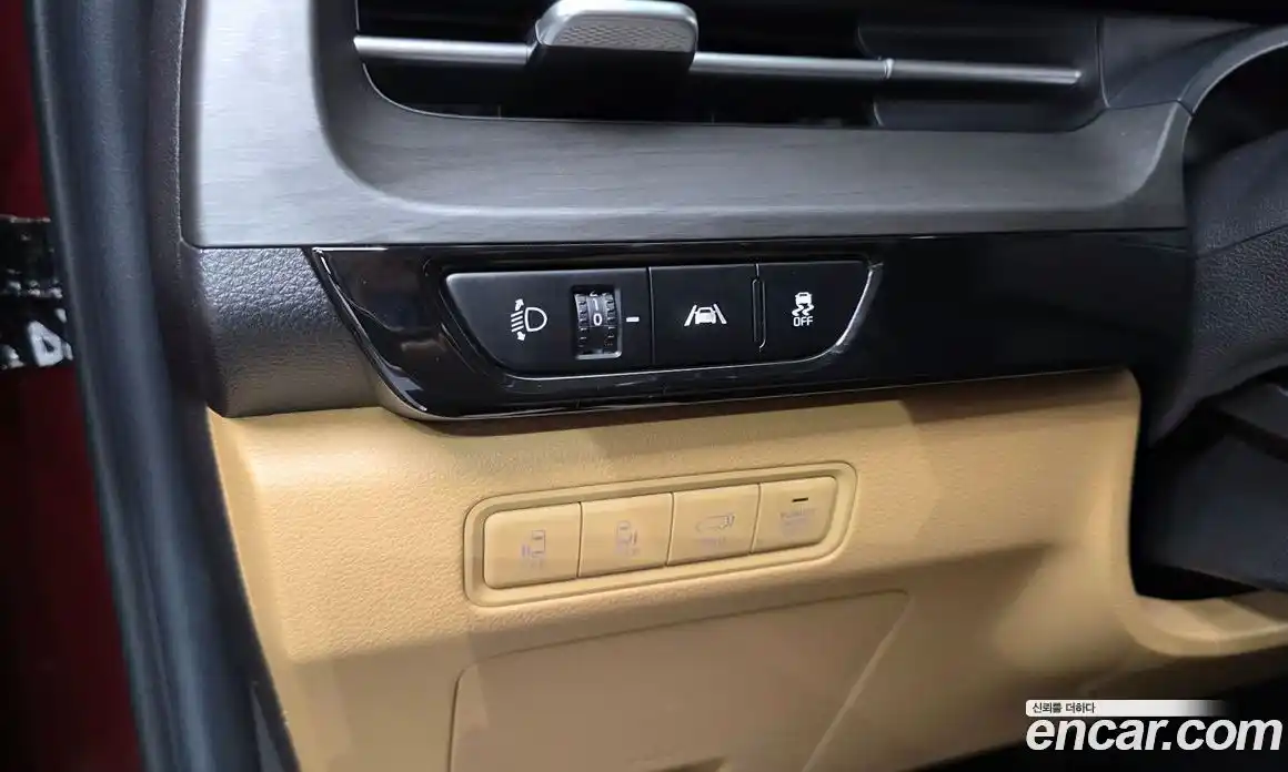 Kia Canival 2021 3.5 Автомат в Москве № 96629, фото 18