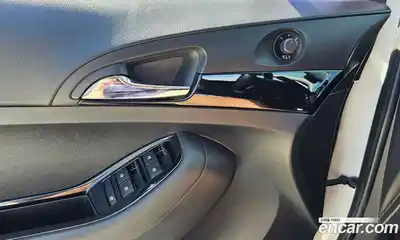 Chevrolet Orlando 2016 2.0 Автомат в Москве № 105615, миниатюра 9