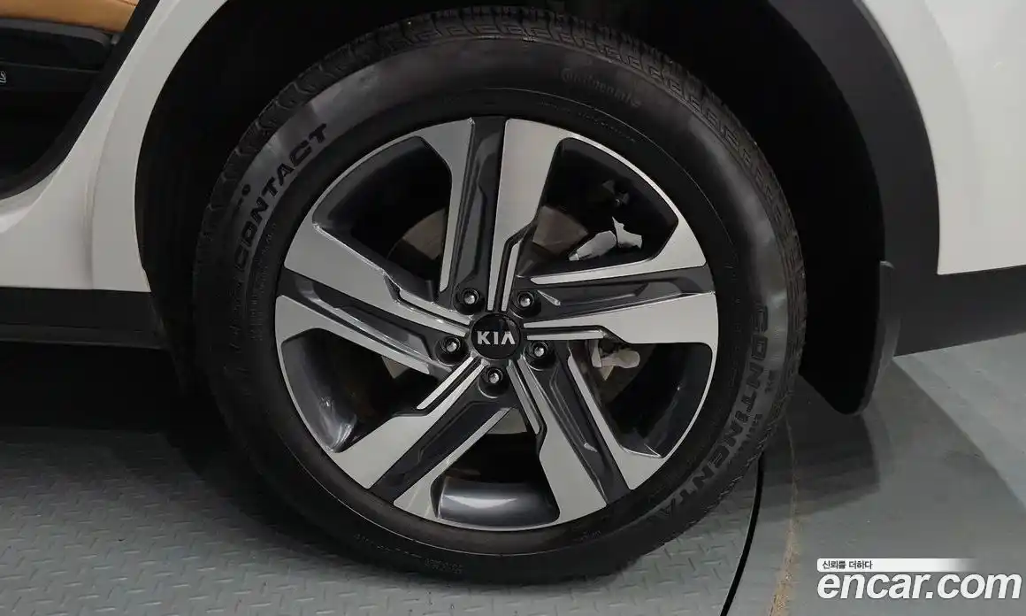 Kia Sorento 2021 1.6 Автомат в Москве № 10687, фото 19