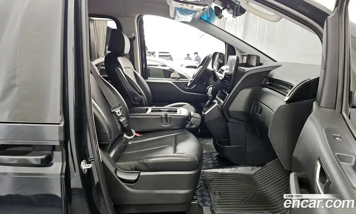 Hyundai Staria 2023 2.2 Автомат в Москве № 110401, фото 10