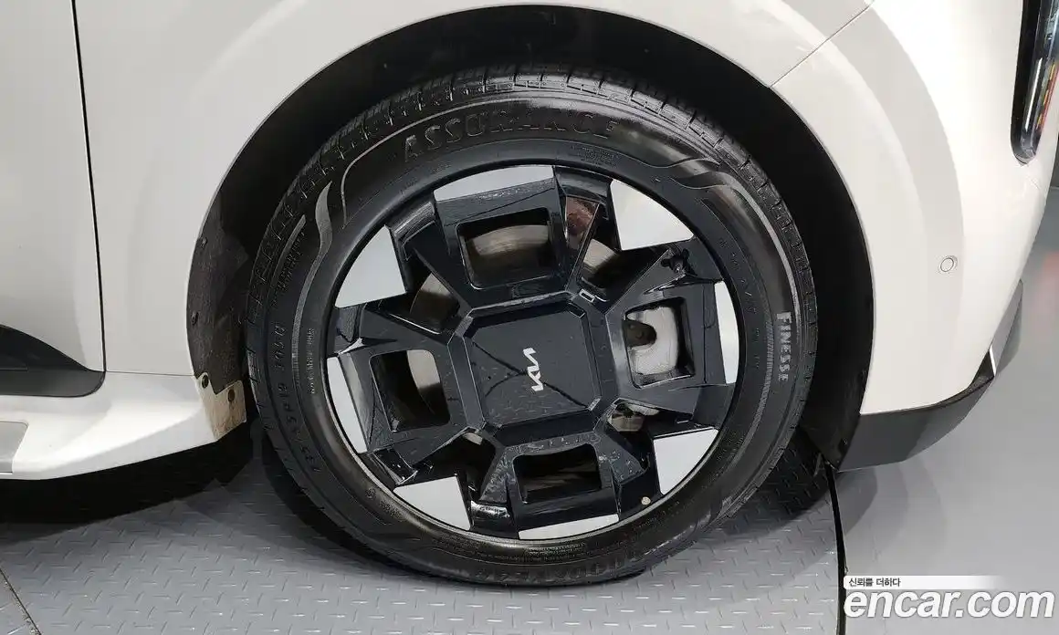 Kia Canival 2024 3.5 Автомат в Москве № 113719, фото 6