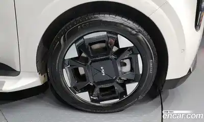 Kia Canival 2024 3.5 Автомат в Москве № 113719, миниатюра 6