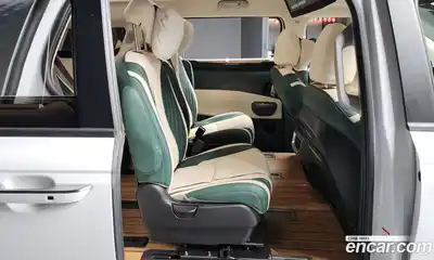 Kia Canival 2024 3.5 Автомат в Москве № 113719, миниатюра 7