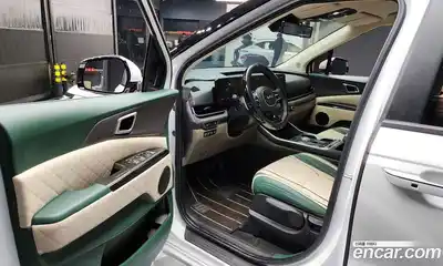 Kia Canival 2024 3.5 Автомат в Москве № 113719, миниатюра 10