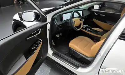 Kia EV6 2024 0.1 Автомат в Москве № 115600, миниатюра 11