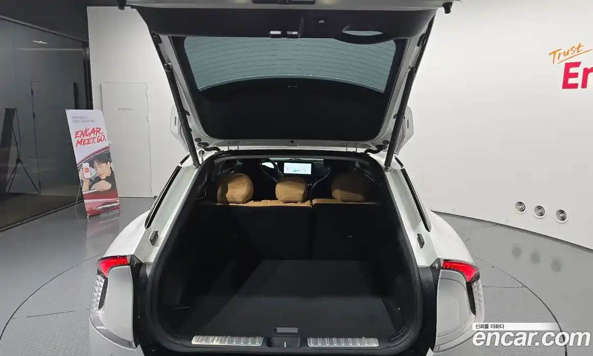 Kia EV6 2024 0.1 Автомат в Москве № 115600, фото 6