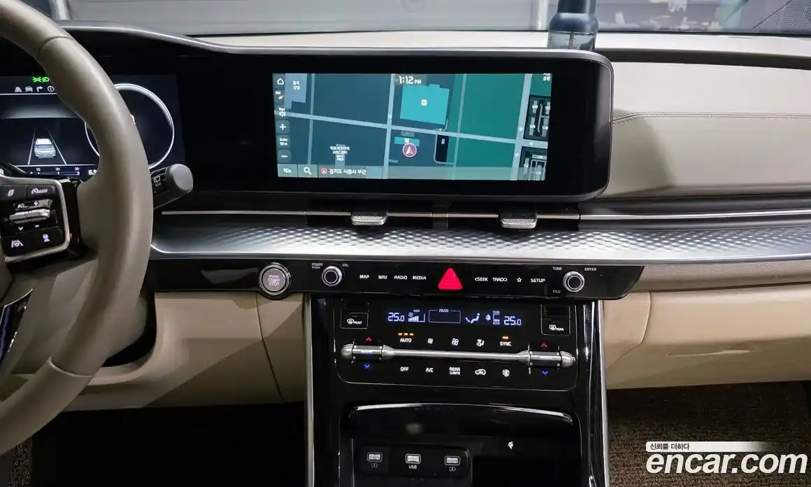 Kia Canival 2023 3.5 Автомат в Москве № 115657, фото 11