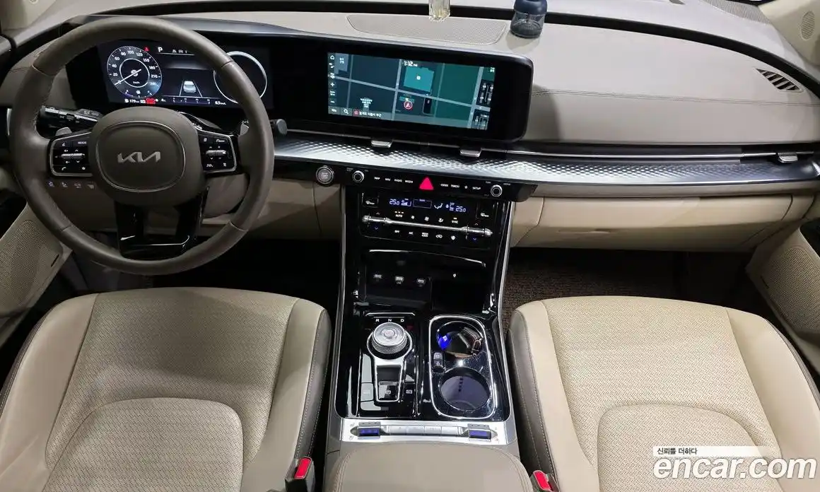 Kia Canival 2023 3.5 Автомат в Москве № 115657, фото 14