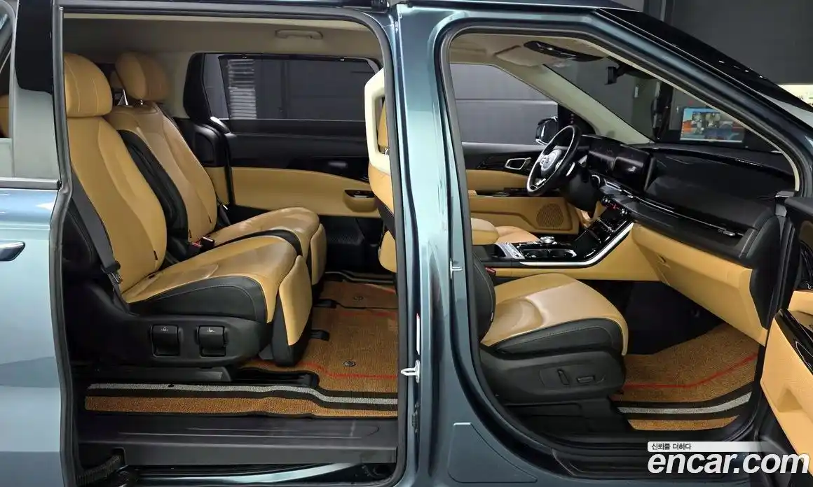 Kia Canival 2021 3.5 Автомат в Москве № 121235, фото 6