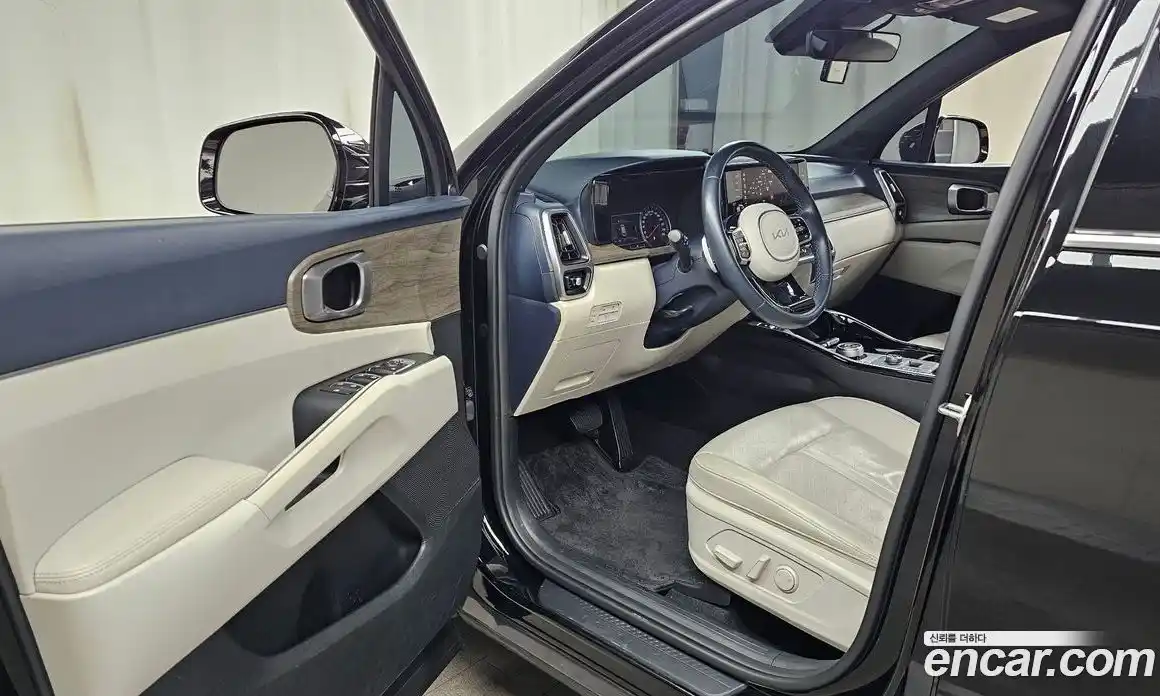 Kia Sorento 2023 1.6 Автомат в Москве № 122723, фото 17