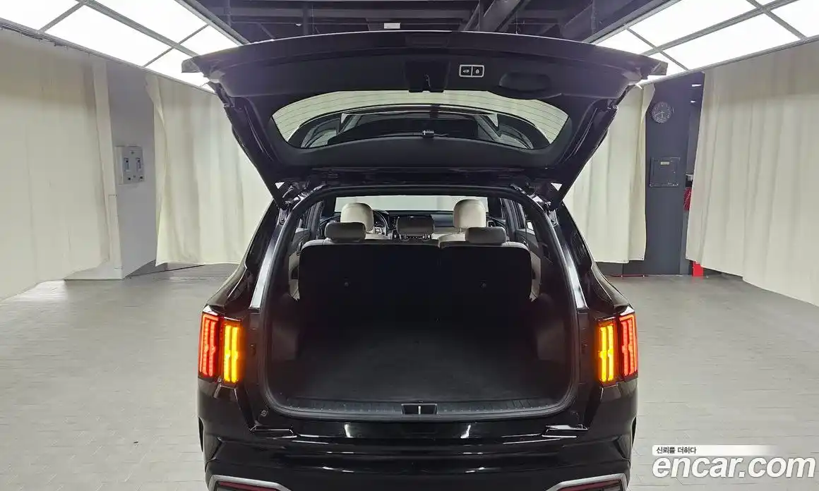 Kia Sorento 2023 1.6 Автомат в Москве № 122723, фото 7