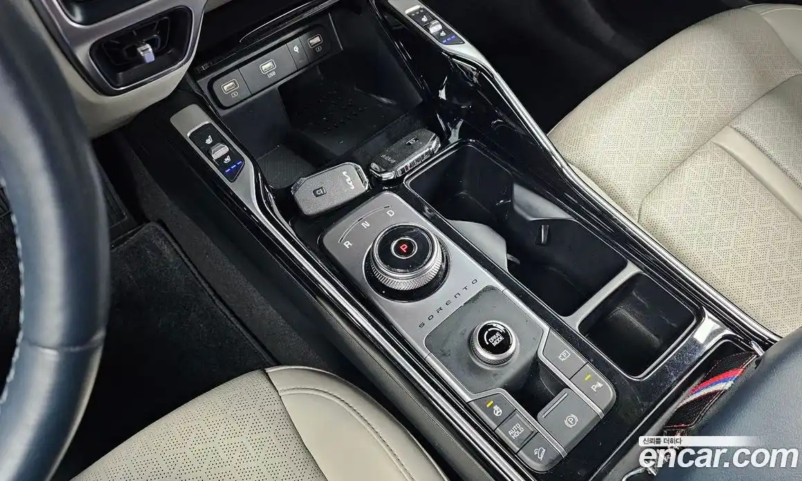 Kia Sorento 2023 1.6 Автомат в Москве № 122723, фото 8