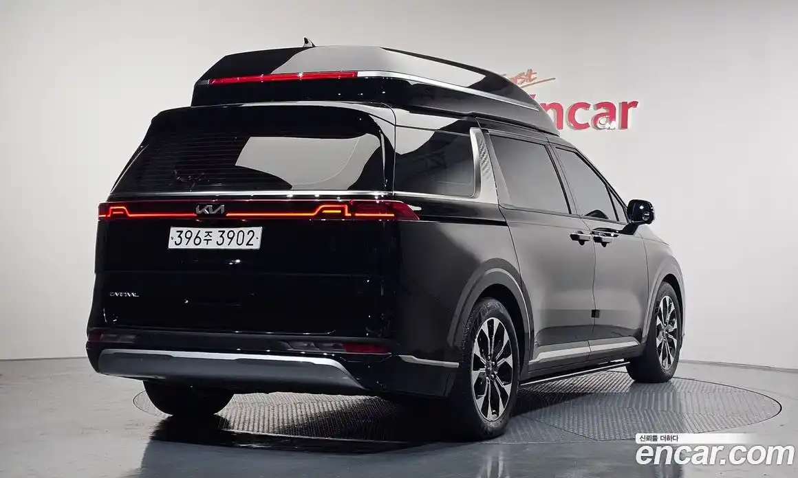 Kia Canival 2023 3.5 Автомат в Москве № 123100, фото 18