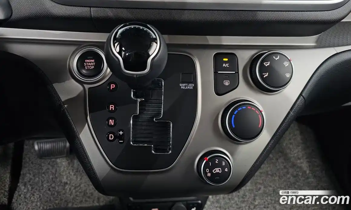 Kia Ray 2022 1.0 Автомат в Москве № 124029, фото 11