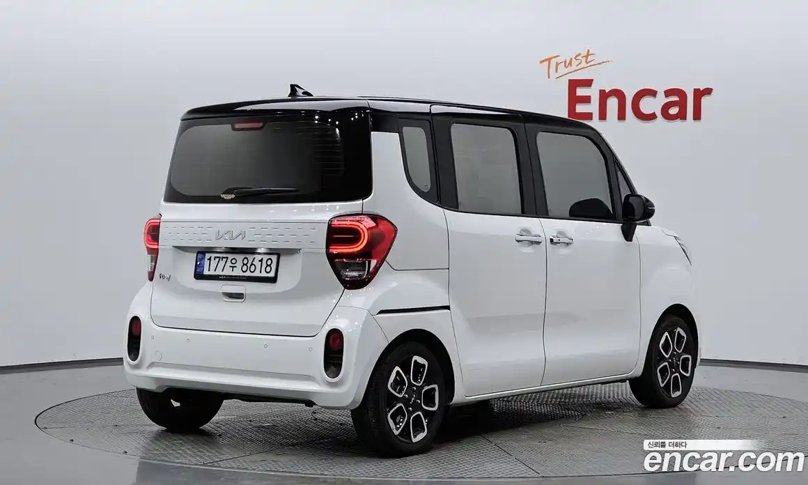 Kia Ray 2022 1.0 Автомат в Москве № 124029, фото 4