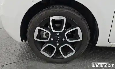 Kia Ray 2022 1.0 Автомат в Москве № 124029, миниатюра 6