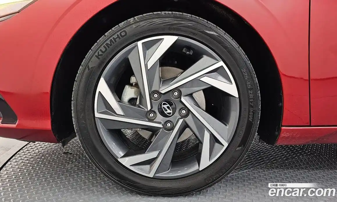 Hyundai Avante 2024 1.6 Автомат в Москве № 125039, фото 4