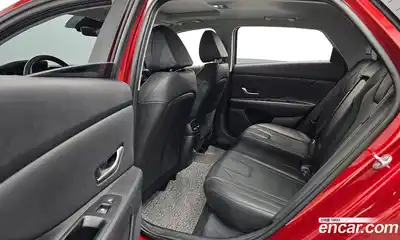 Hyundai Avante 2024 1.6 Автомат в Москве № 125039, миниатюра 7