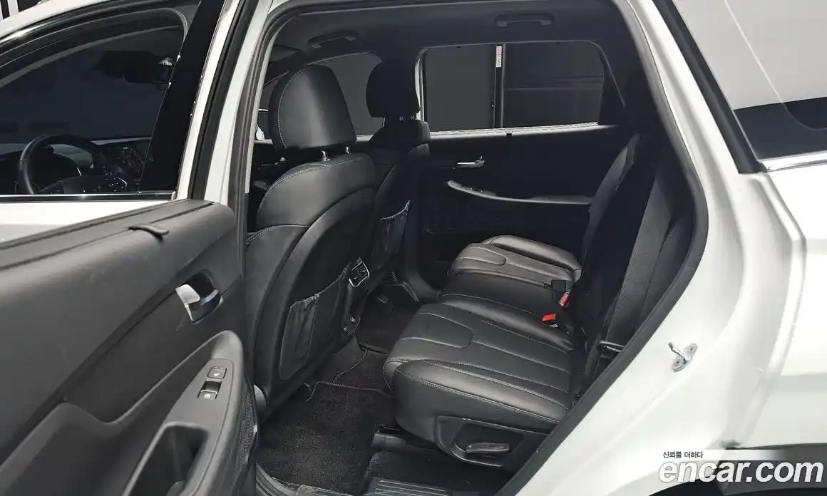 Hyundai Santa Fe 2022 2.5 Автомат в Москве № 125153, фото 6