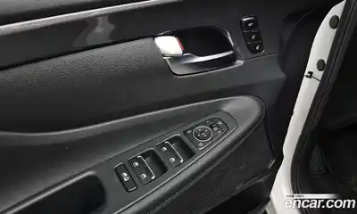 Hyundai Santa Fe 2022 2.5 Автомат в Москве № 125153, миниатюра 8