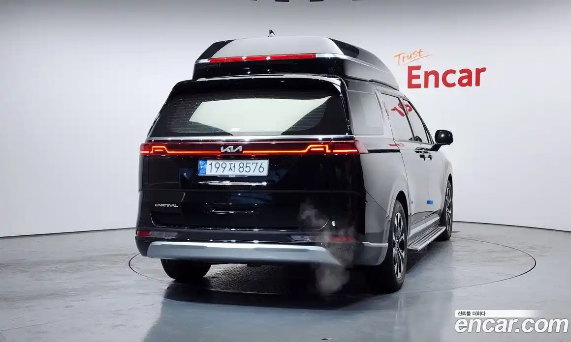 Kia Canival 2023 3.5 Автомат в Москве № 128128, фото 11