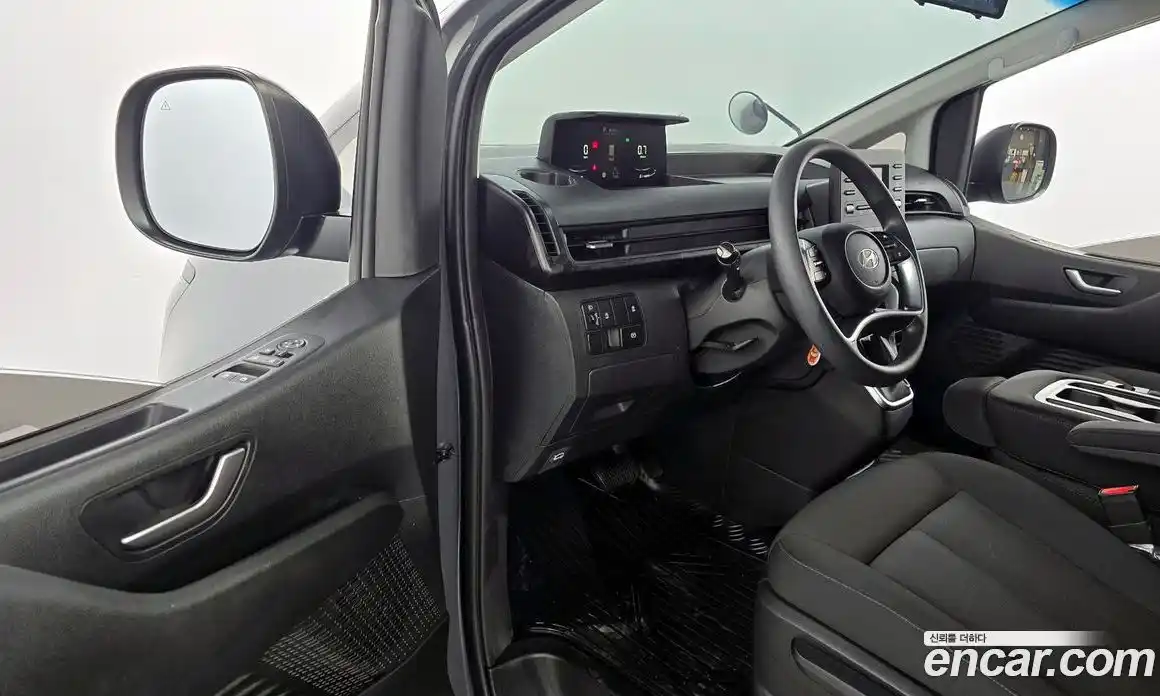 Hyundai Staria 2025 2.2 Автомат в Москве № 12943, фото 3