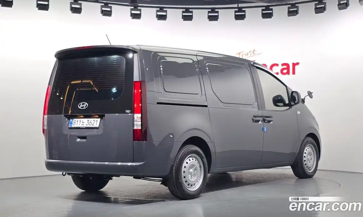 Hyundai Staria 2025 2.2 Автомат в Москве № 12943, фото 6