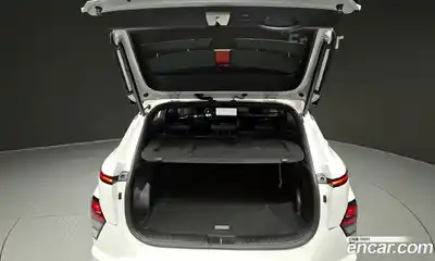 Hyundai Kona 2024 1.6 Автомат в Москве № 130739, миниатюра 7