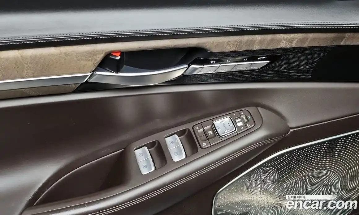 Genesis G90 2019 3.8 Автомат в Москве № 13090, фото 3