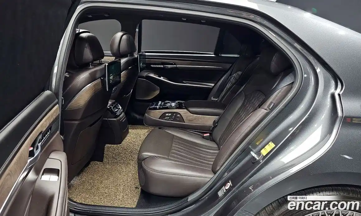 Genesis G90 2019 3.8 Автомат в Москве № 13090, фото 7