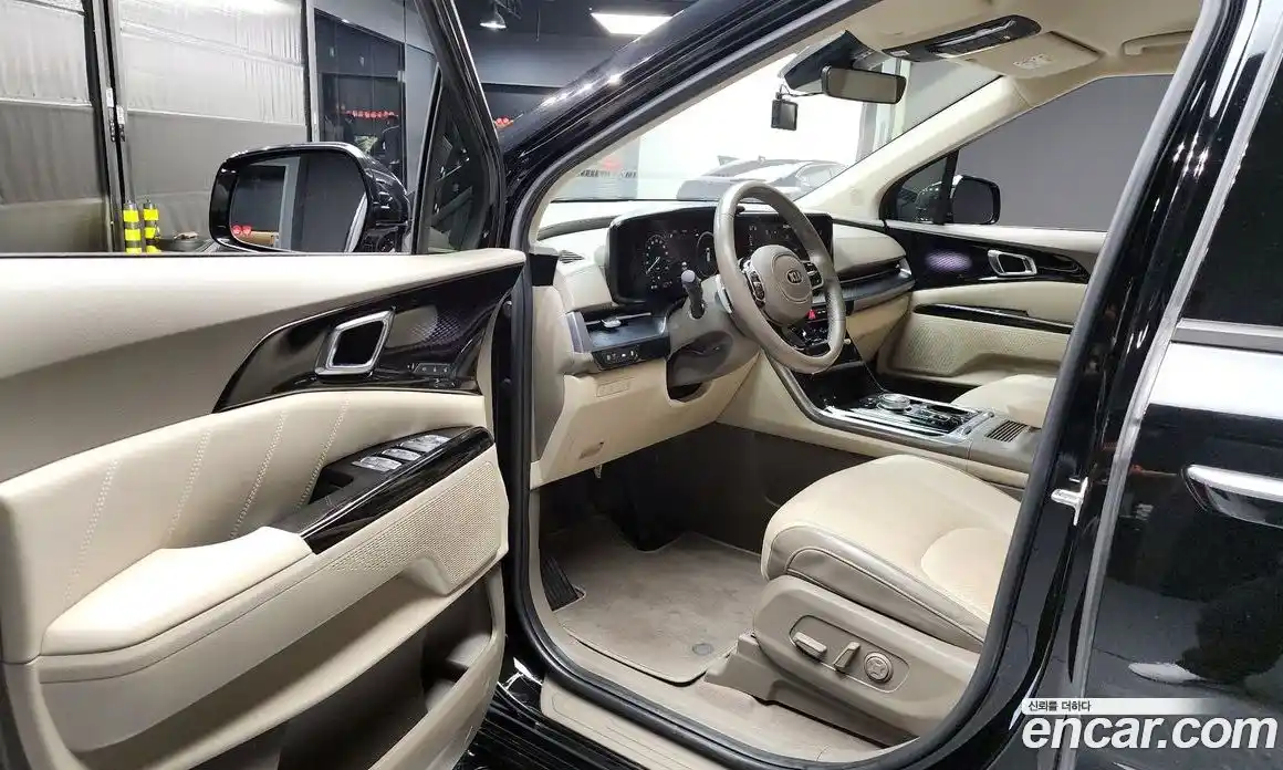 Kia Canival 2021 3.5 Автомат в Москве № 131433, фото 17