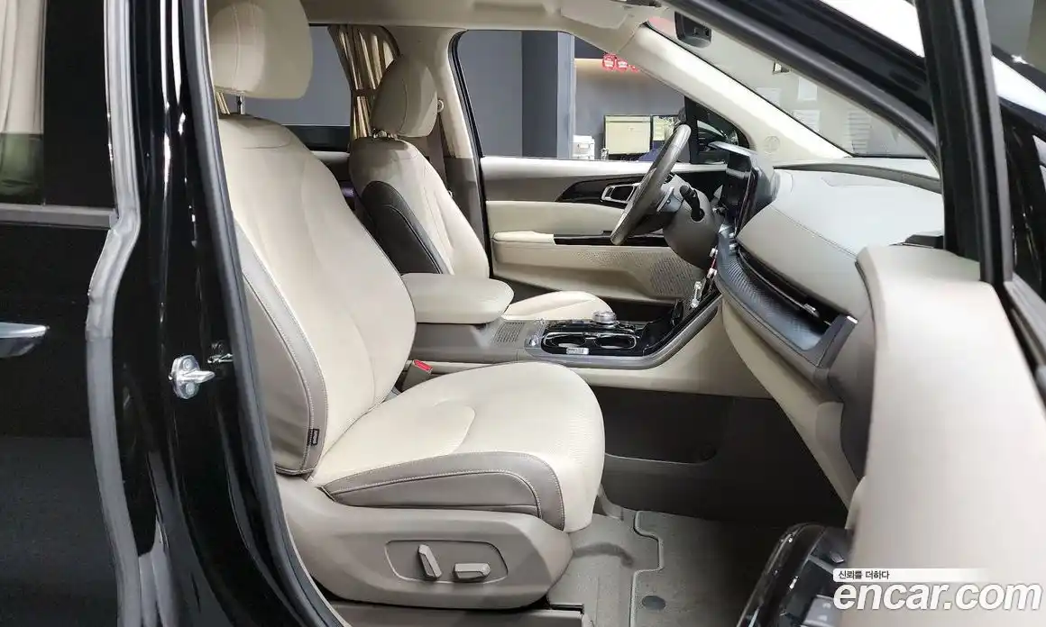 Kia Canival 2021 3.5 Автомат в Москве № 131433, фото 8