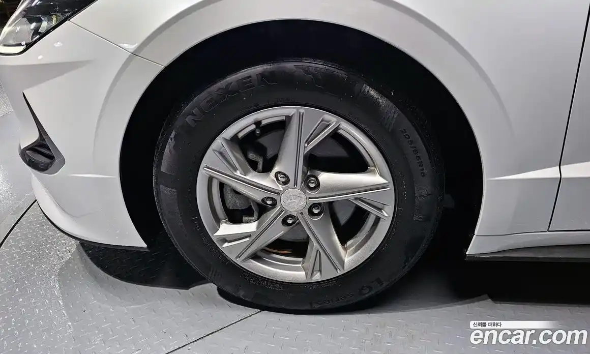 Hyundai Sonata 2020 2.0 Автомат в Москве № 13145, фото 11