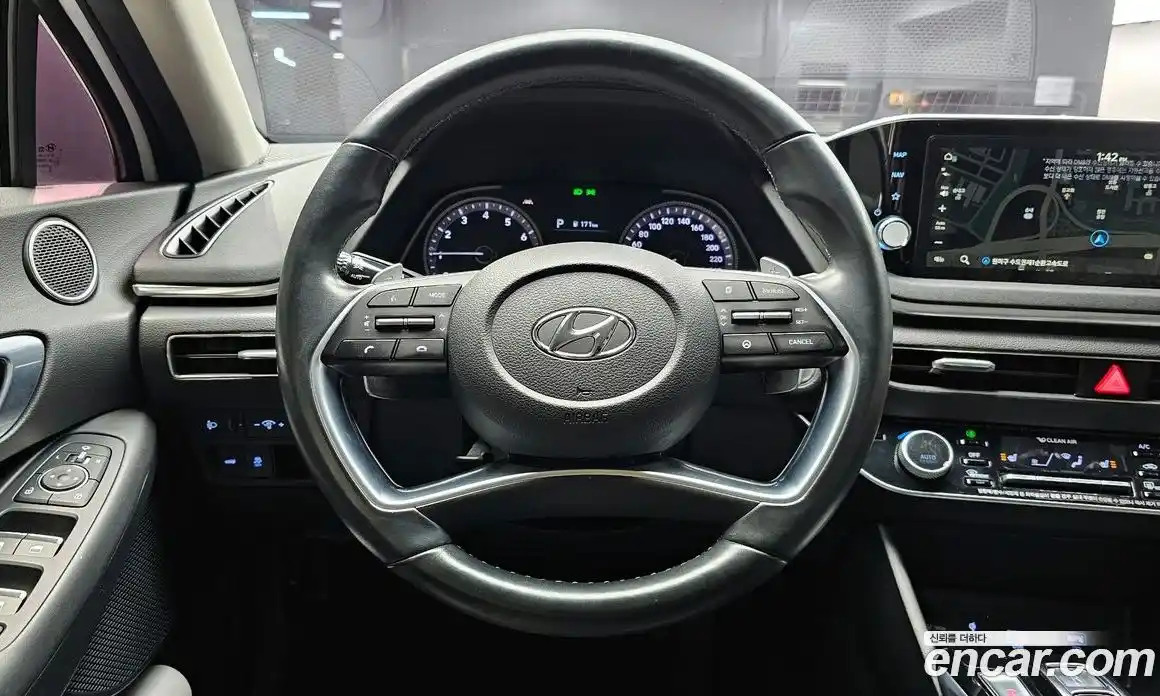 Hyundai Sonata 2020 2.0 Автомат в Москве № 13145, фото 18