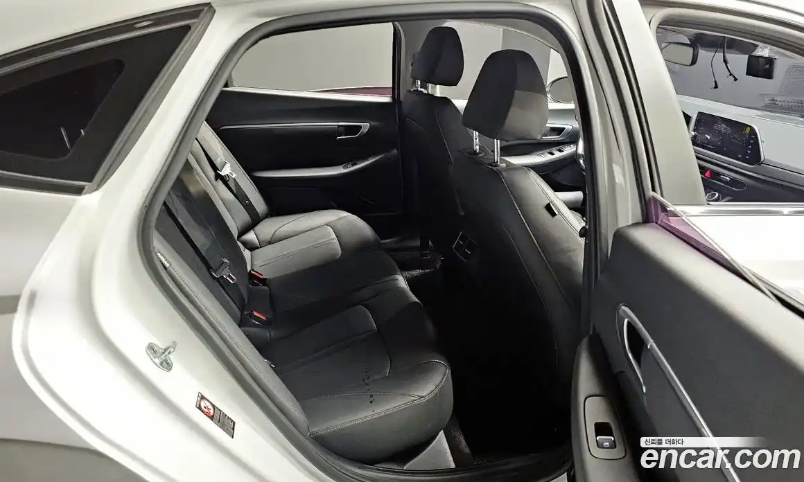 Hyundai Sonata 2020 2.0 Автомат в Москве № 13145, фото 20