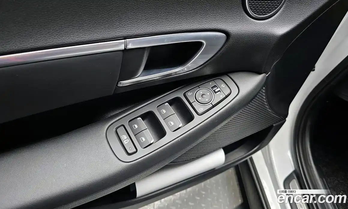 Hyundai Sonata 2020 2.0 Автомат в Москве № 13145, фото 8