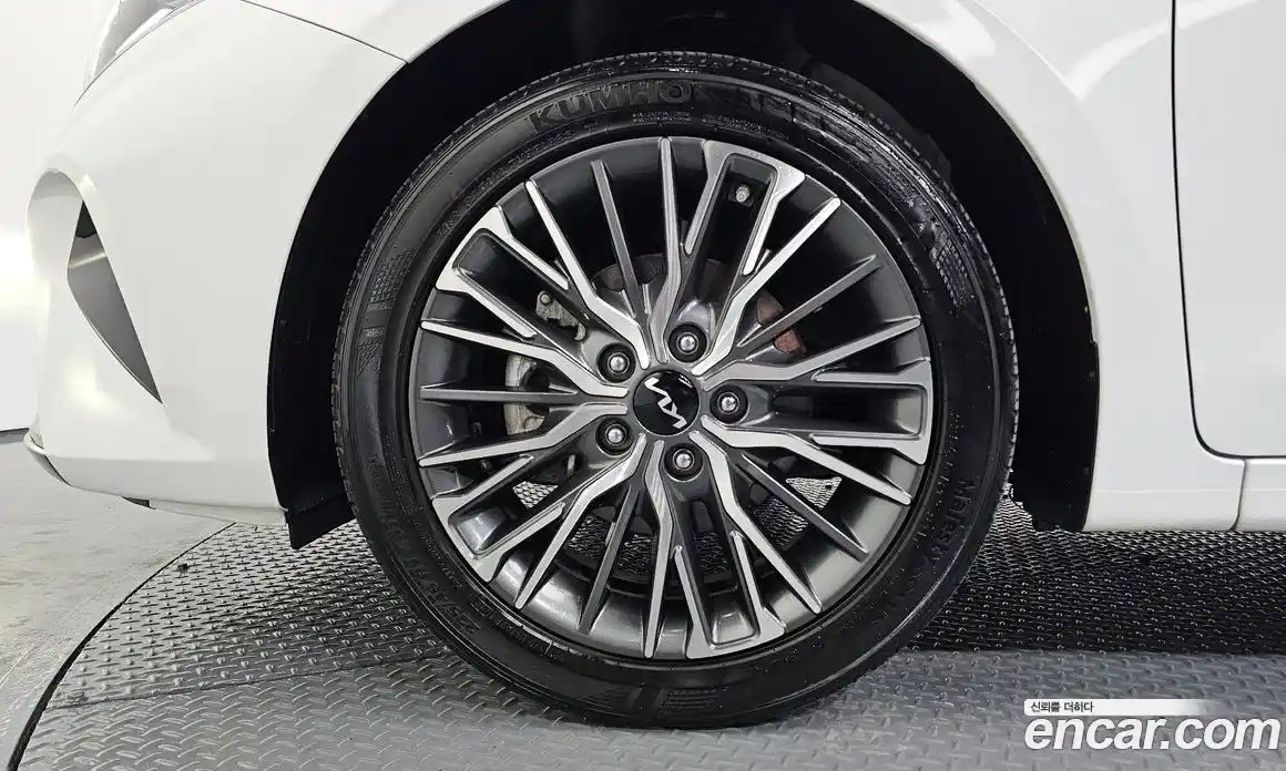 Kia K3 2023 1.6 Автомат в Москве № 134195, фото 13