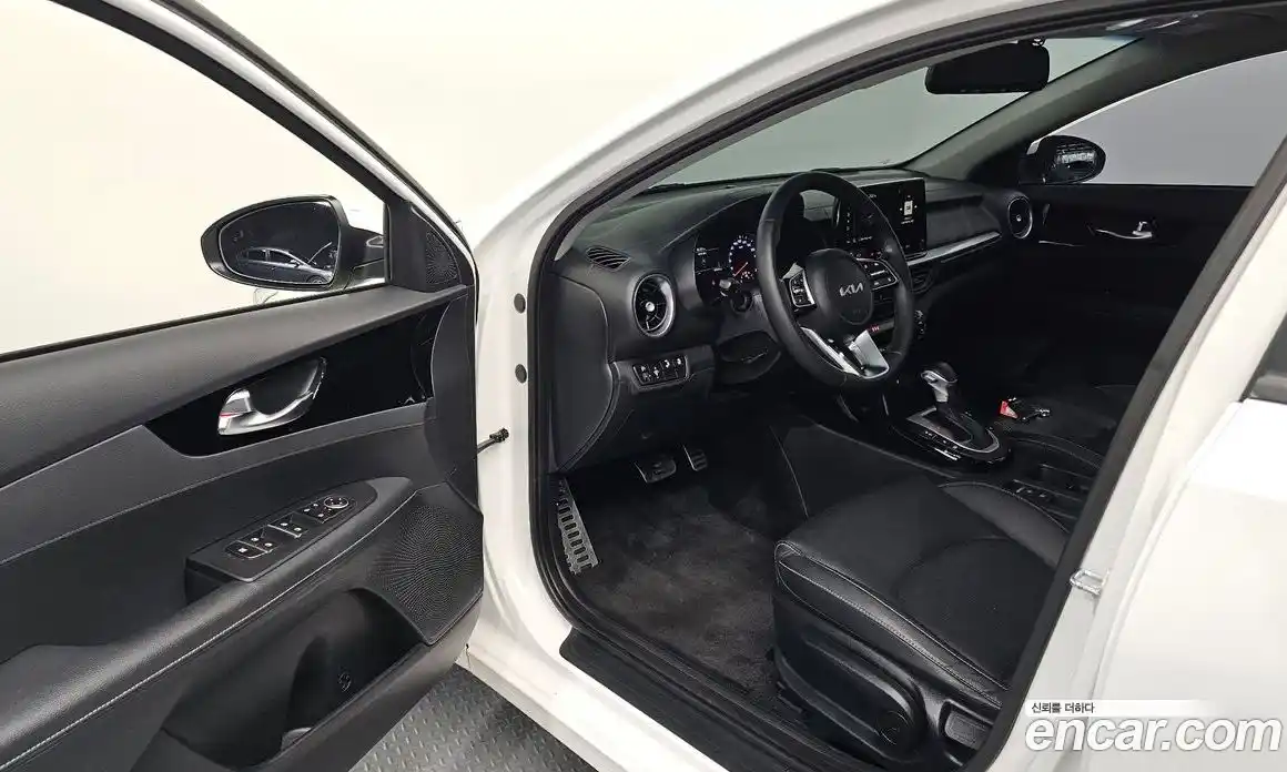 Kia K3 2023 1.6 Автомат в Москве № 134195, фото 7