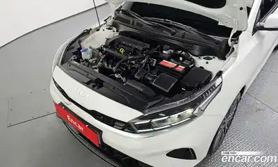 Kia K3 2023 1.6 Автомат в Москве № 134195, миниатюра 8