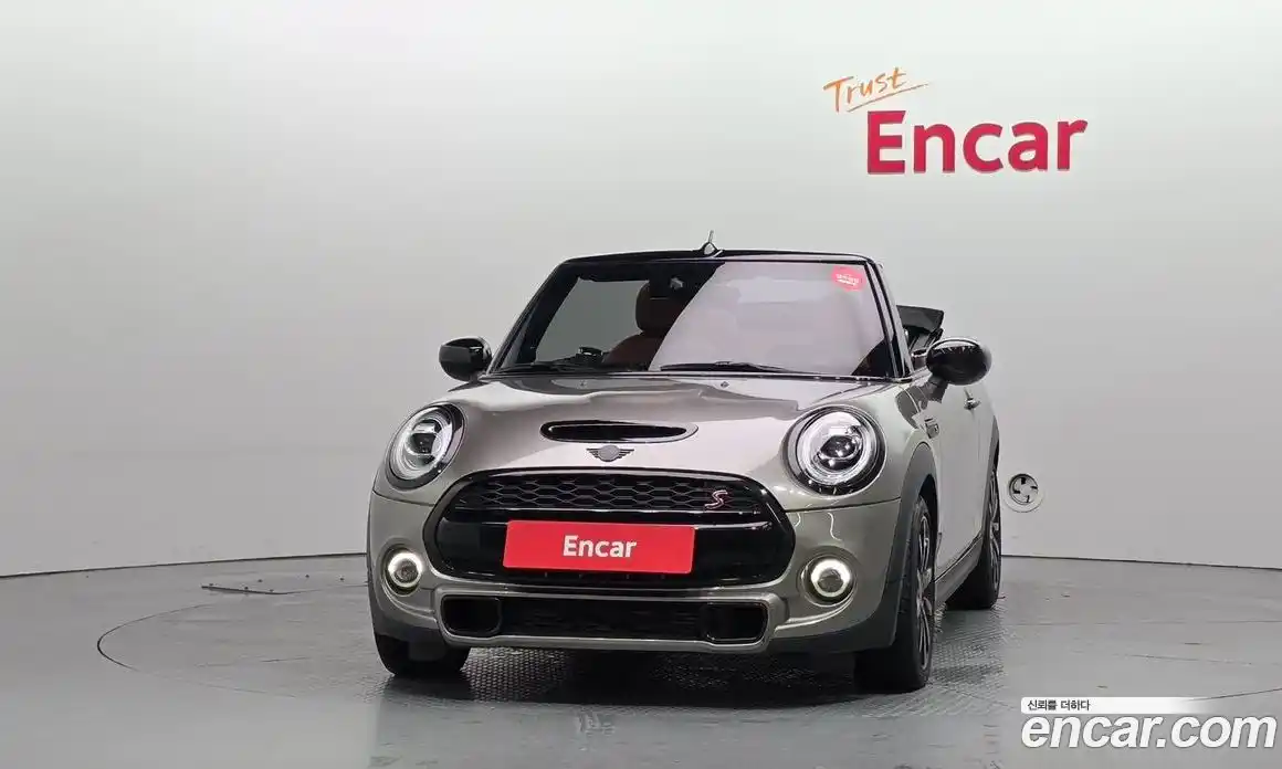 Mini Cooper Convertible 2020 2.0 Автомат в Москве № 136140, фото 6